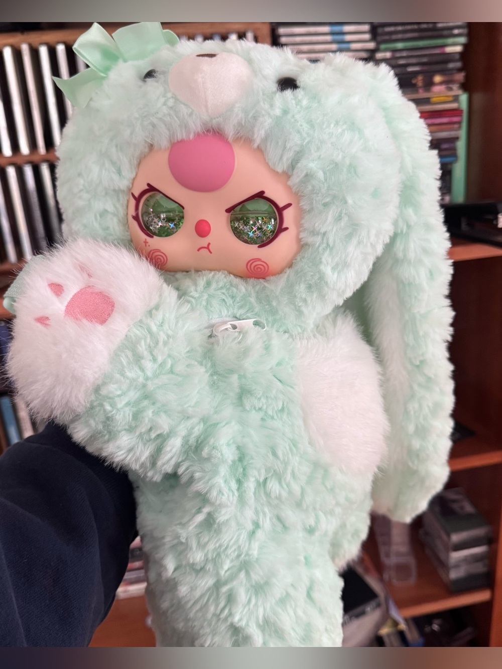 Baby Three Hugging Baby Backpack-green With LIQUID glitter Eyes rare
